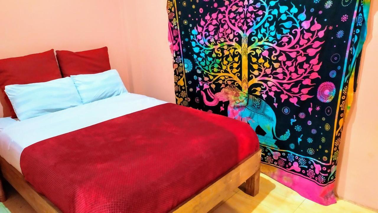 Хостел Montanita Chill Out House Екстер'єр фото